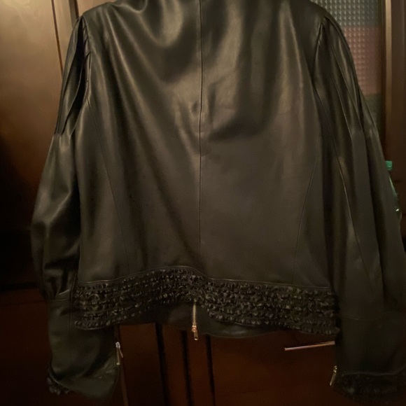 Leather jacket - Picture 4 of 5